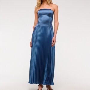 Abercrombie & Fitch Strapless Satin Pleated Maxi Dress in Blue